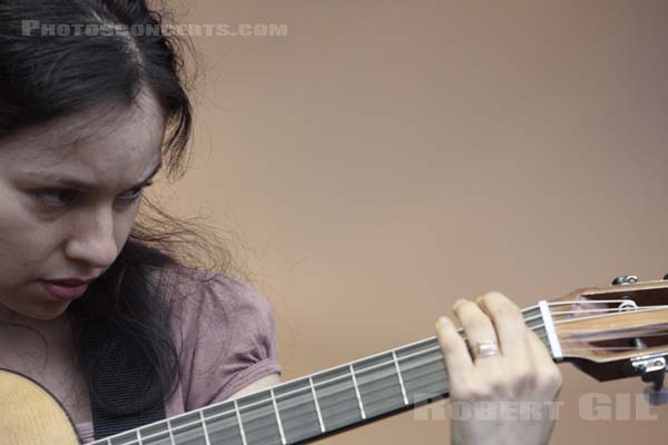 RODRIGO Y GABRIELA - 2008-06-27 - EVREUX - Hippodrome Evreux Normandie - 
